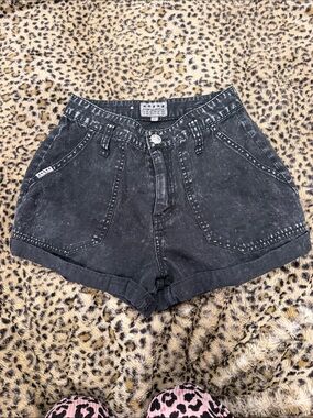 Vintage-Inspired Black Washed Women's Denim Shorts